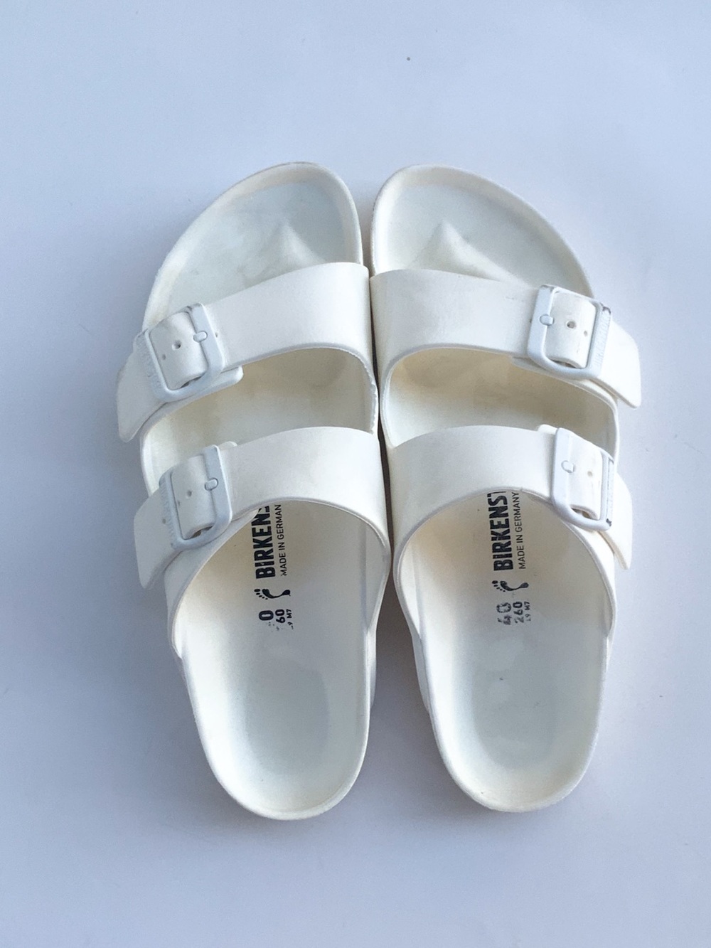 White Birkenstock Sandals Size 40 L9 M7